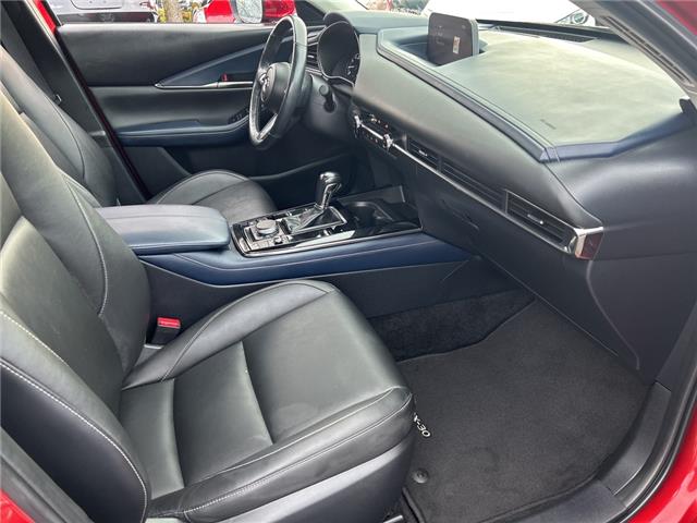 2020 Mazda CX-30 GS (Stk: 845748XJ) in Surrey - Image 10 of 15