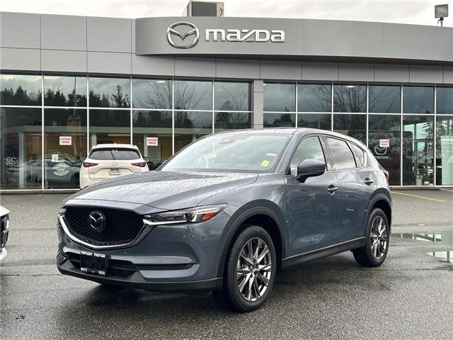 2021 Mazda CX-5 Signature (Stk: P4849) in Surrey - Image 1 of 15