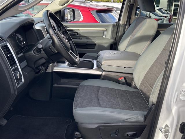 2019 RAM 1500 Classic SLT (Stk: P4911) in Surrey - Image 8 of 15