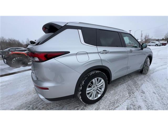 2024 Mitsubishi Outlander SE (Stk: 25582) in Sudbury - Image 8 of 26