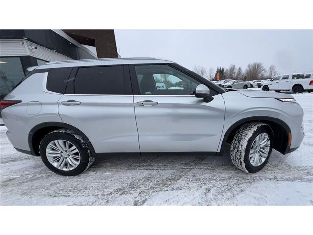 2024 Mitsubishi Outlander SE (Stk: 25582) in Sudbury - Image 9 of 26