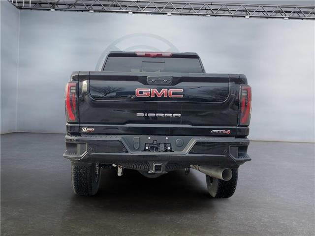 2026 GMC Sierra 3500HD AT4 (Stk: 351489) in Medicine Hat - Image 4 of 15