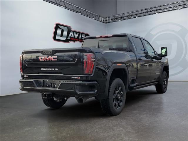2026 GMC Sierra 3500HD AT4 (Stk: 351489) in Medicine Hat - Image 5 of 15