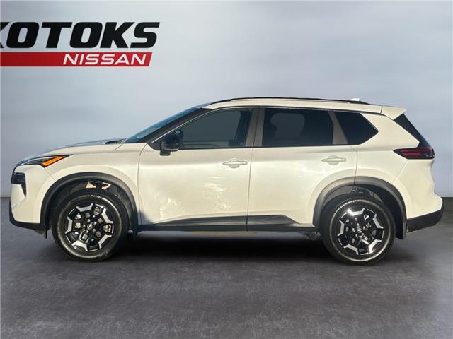 2025 Nissan Rogue  (Stk: 15827) in Okotoks - Image 2 of 16