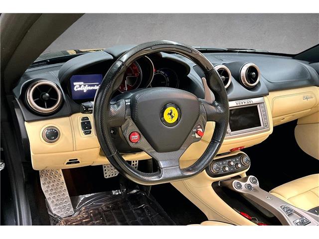 2010 Ferrari California Base (Stk: U0874AAA) in Richmond - Image 15 of 29 2010 Ferrari California Base (Stk: U0874AAA) in Richmond - Image 15 of 29