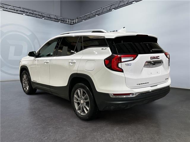 2022 GMC Terrain SLT (Stk: 300167) in Lethbridge - Image 3 of 15