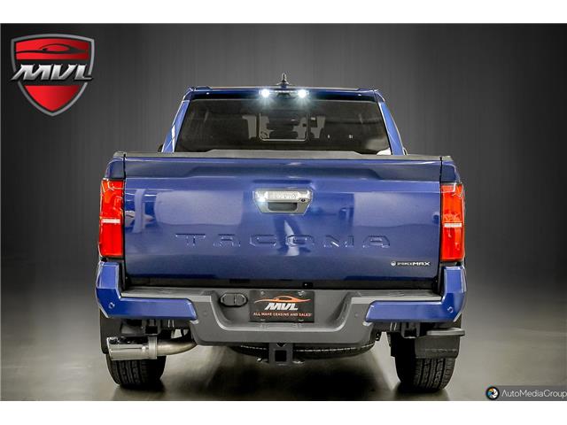 2025 Toyota Tacoma Hybrid Base in Oakville - Image 8 of 33 2025 Toyota Tacoma Hybrid Base in Oakville - Image 8 of 33