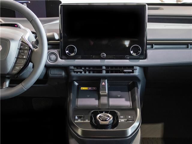 2026 Toyota bZ XLE (Stk: BZ1266) in Windsor - Image 16 of 23