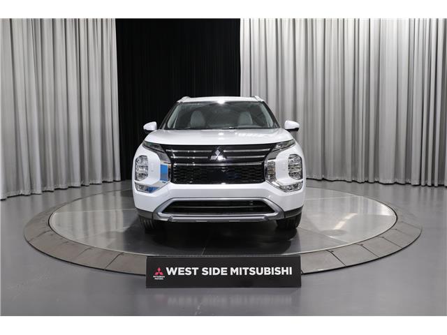 2026 Mitsubishi Outlander LE (Stk: T26155) in Edmonton - Image 2 of 29