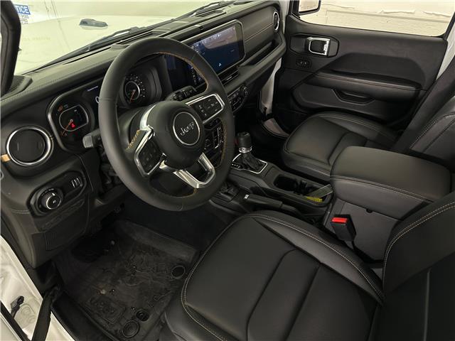 2024 Jeep Wrangler Sahara (Stk: 43318J) in Belleville - Image 13 of 28