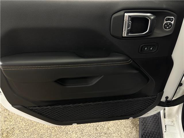 2024 Jeep Wrangler Sahara (Stk: 43318J) in Belleville - Image 14 of 28