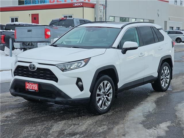 2019 Toyota RAV4 XLE (Stk: P3757A) in Bowmanville - Image 2 of 10