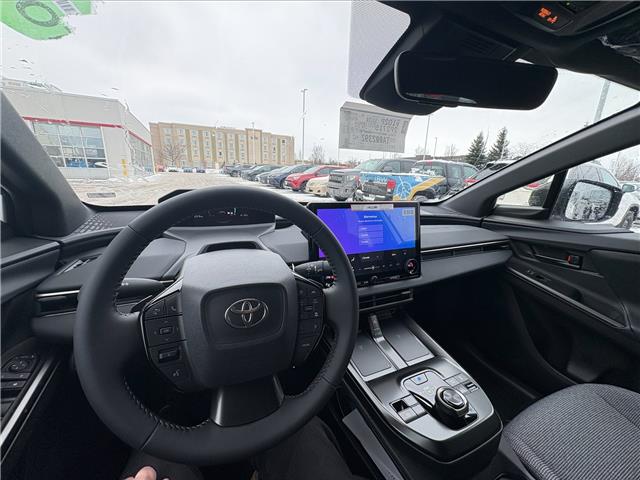 2026 Toyota bZ XLE (Stk: 26085) in Bowmanville - Image 6 of 6