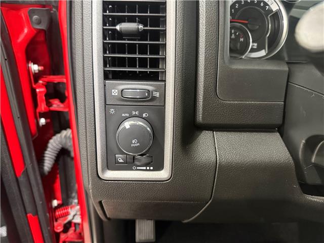 2021 RAM 1500 Classic Tradesman (Stk: C4017) in Saint-Eustache - Image 25 of 31