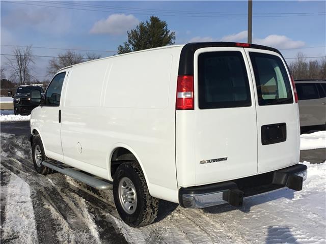 2024 Chevrolet Express 2500 Work Van (Stk: S2737) in Cornwall - Image 15 of 27