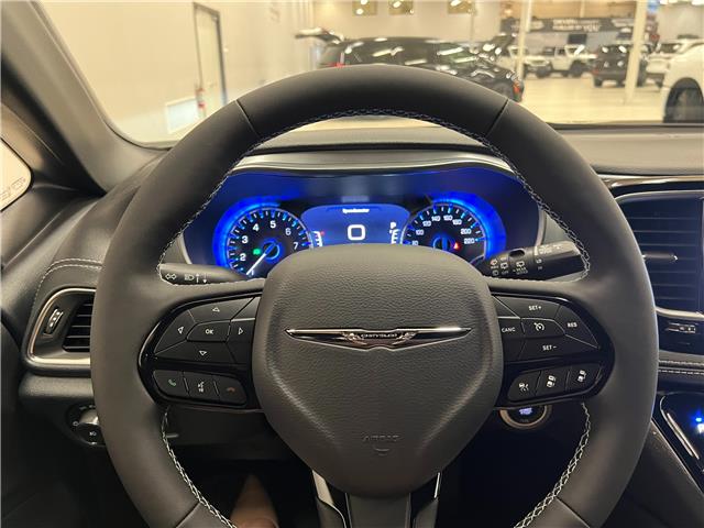 2026 Chrysler Pacifica Limited (Stk: R190907) in Courtenay - Image 14 of 17