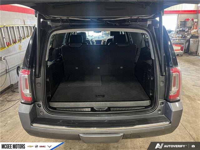 2020 GMC Yukon XL Denali (Stk: 301425) in Goderich - Image 13 of 26