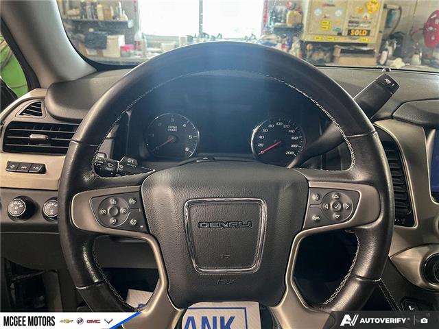 2020 GMC Yukon XL Denali (Stk: 301425) in Goderich - Image 15 of 26