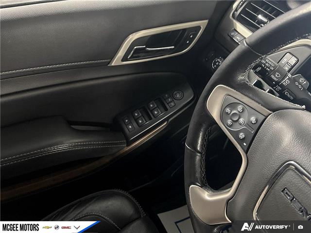 2020 GMC Yukon XL Denali (Stk: 301425) in Goderich - Image 18 of 26