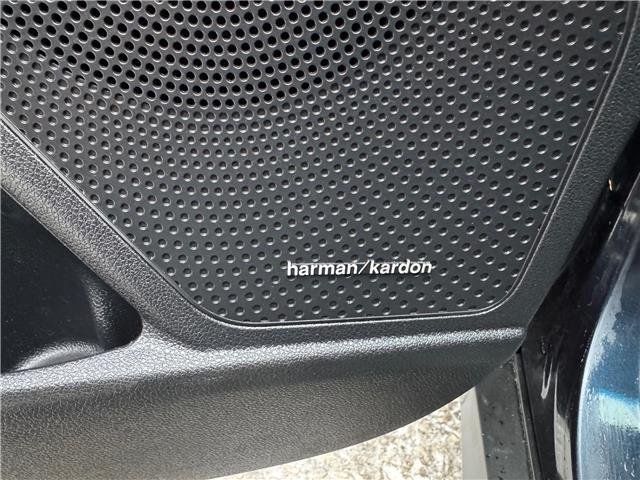 2019 Kia Niro EV SX Touring (Stk: 2511585) in Waterloo - Image 10 of 23 2019 Kia Niro EV SX Touring (Stk: 2511585) in Waterloo - Image 10 of 23