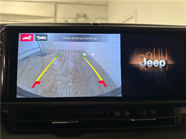 2024 Jeep Wrangler Sahara (Stk: 43319J) in Belleville - Image 21 of 27