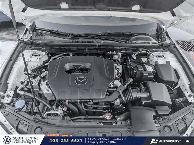 2025 Mazda Mazda3 Sport GT (Stk: SU7696) in Calgary - Image 10 of 24