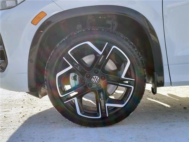 2026 Volkswagen Tiguan Highline Turbo R-Line (Stk: 260151) in Regina - Image 8 of 37
