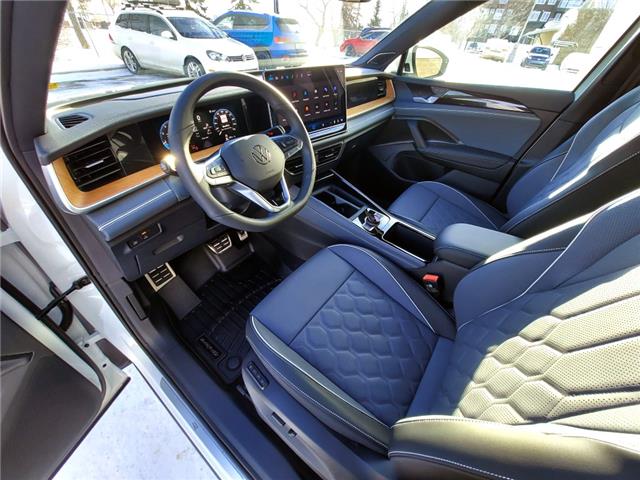 2026 Volkswagen Tiguan Highline Turbo R-Line (Stk: 260151) in Regina - Image 18 of 37