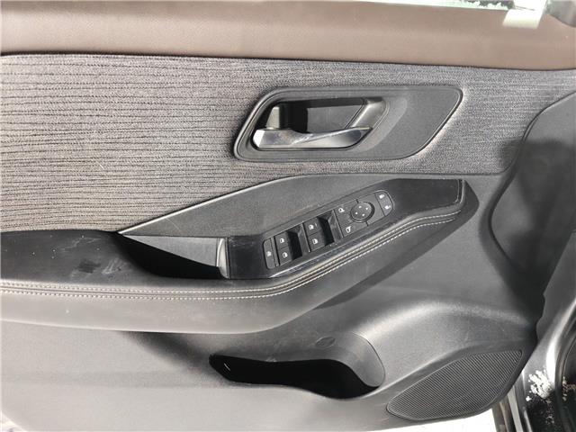 2021 Nissan Rogue SV in Ottawa - Image 10 of 23