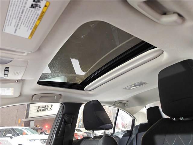 2022 Toyota Corolla LE in Ottawa - Image 9 of 19