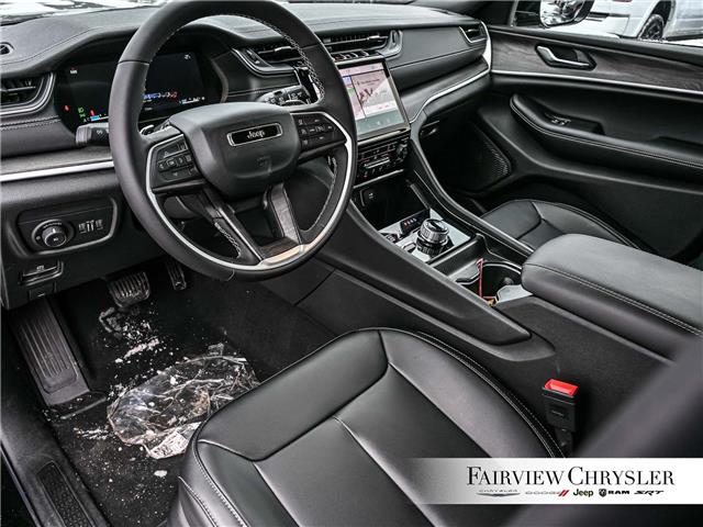 2025 Jeep Grand Cherokee Limited (Stk: SC2546) in Burlington - Image 14 of 32