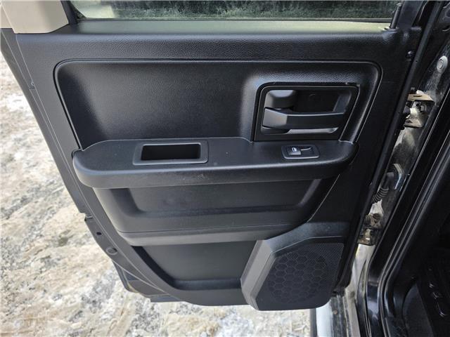 2019 RAM 1500 Classic ST in Kemptville - Image 12 of 16