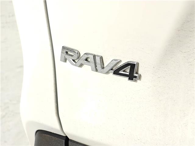 2022 Toyota RAV4 Hybrid LE in Ottawa - Image 6 of 21