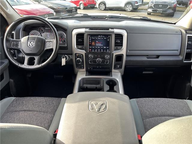 2019 RAM 1500 Classic SLT (Stk: P4911) in Surrey - Image 9 of 15