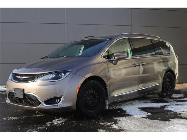 2017 Chrysler Pacifica Touring-L Plus (Stk: PO85709) in London - Image 1 of 38