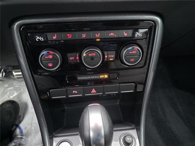 2019 Volkswagen Beetle 2.0 TSI Dune (Stk: TC0871) in Orleans - Image 14 of 24 2019 Volkswagen Beetle 2.0 TSI Dune (Stk: TC0871) in Orleans - Image 14 of 24