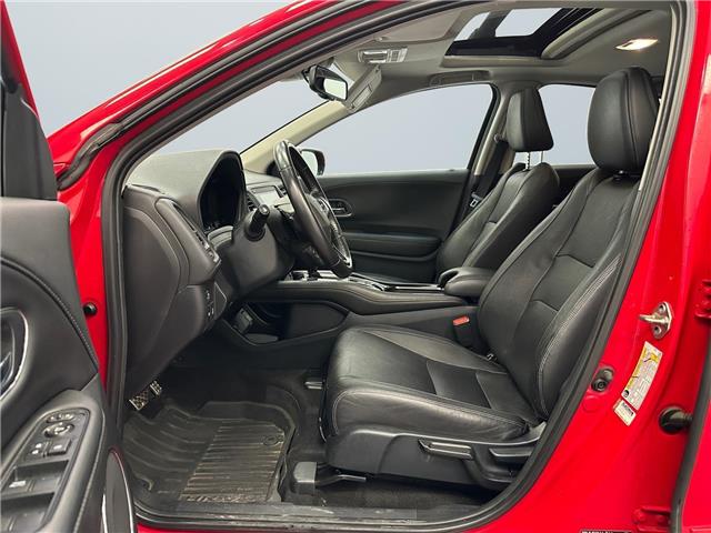 2020 Honda HR-V Touring (Stk: 300165) in Lethbridge - Image 9 of 15