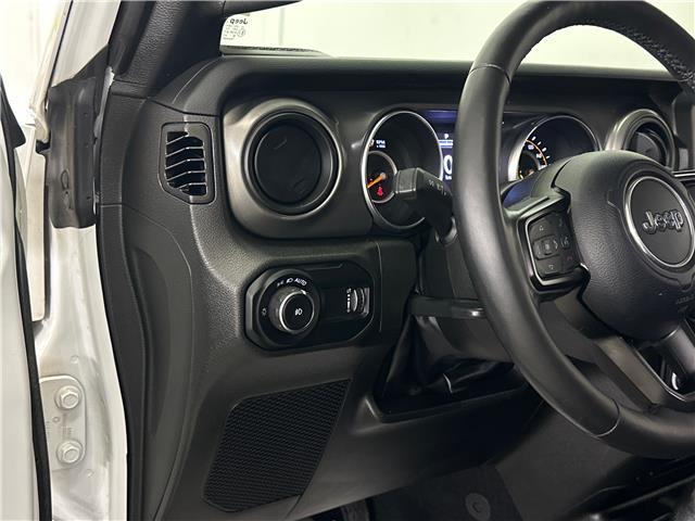 2023 Jeep Wrangler Willys (Stk: 43324J) in Belleville - Image 11 of 24