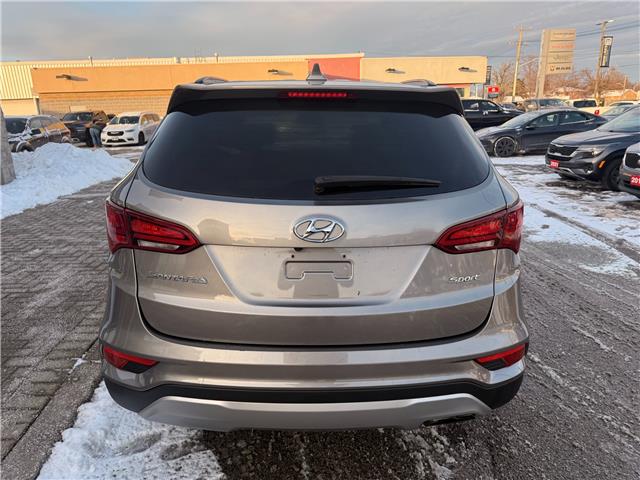 2017 Hyundai Santa Fe Sport 2.4 Base in Sarnia - Image 4 of 22