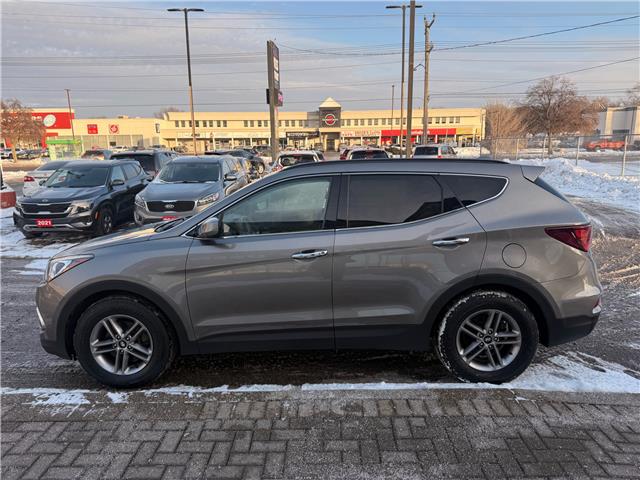 2017 Hyundai Santa Fe Sport 2.4 Base in Sarnia - Image 7 of 22
