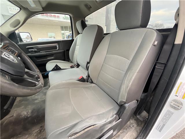 2022 RAM 1500 Classic Tradesman (Stk: 22-990L) in Sarnia - Image 8 of 10 2022 RAM 1500 Classic Tradesman (Stk: 22-990L) in Sarnia - Image 8 of 10