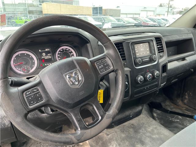 2022 RAM 1500 Classic Tradesman (Stk: 22-990L) in Sarnia - Image 9 of 10 2022 RAM 1500 Classic Tradesman (Stk: 22-990L) in Sarnia - Image 9 of 10