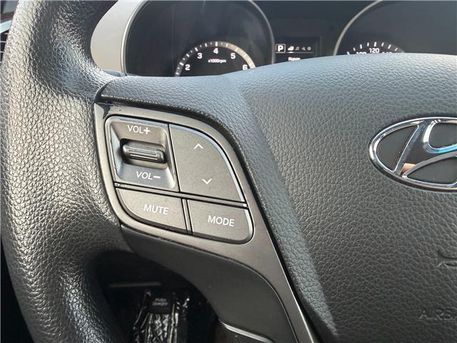 2017 Hyundai Santa Fe Sport 2.4 Base in Sarnia - Image 13 of 22