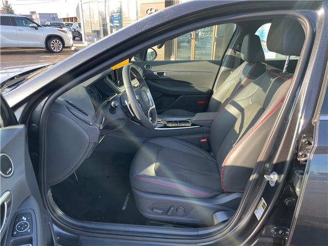 2023 Hyundai Sonata Sport (Stk: 5B050A) in Chatham - Image 11 of 29