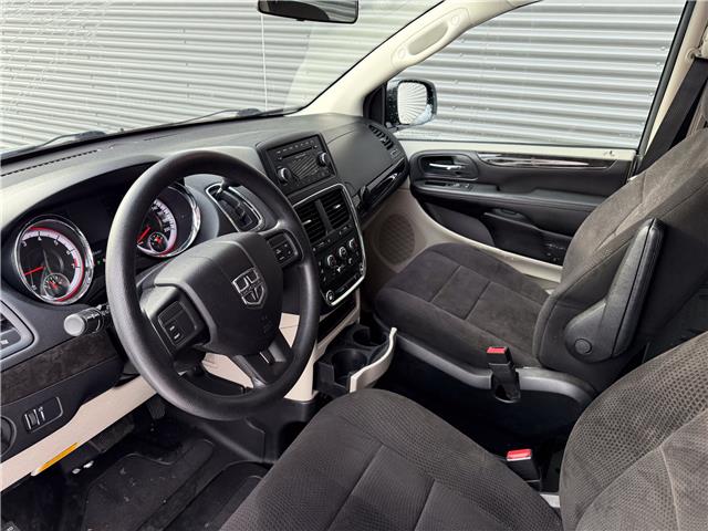 2013 Dodge Grand Caravan SE/SXT (Stk: UM042) in London - Image 10 of 27