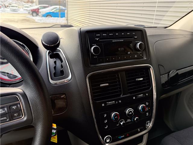 2013 Dodge Grand Caravan SE/SXT (Stk: UM042) in London - Image 19 of 27