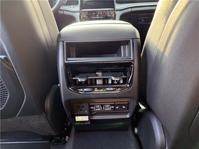 2025 Jeep Grand Cherokee Limited (Stk: 25579) in London - Image 26 of 28