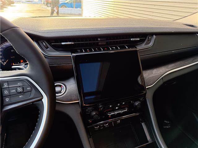 2025 Jeep Grand Cherokee Limited (Stk: 25579) in London - Image 17 of 28