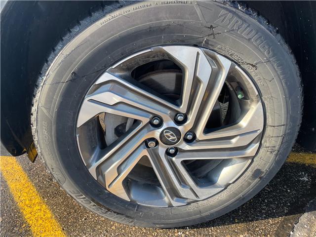 2021 Hyundai Santa Fe Preferred w/Trend Package (Stk: T030A) in Chatham - Image 10 of 28