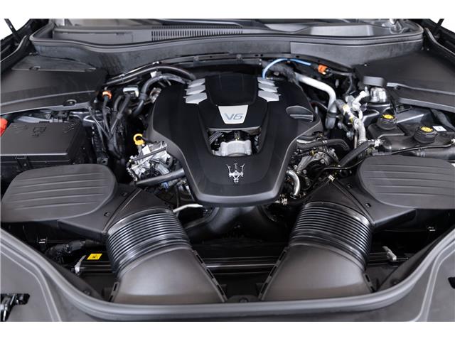 2022 Maserati Levante GT (Stk: UC2240) in Calgary - Image 9 of 27 2022 Maserati Levante GT (Stk: UC2240) in Calgary - Image 9 of 27